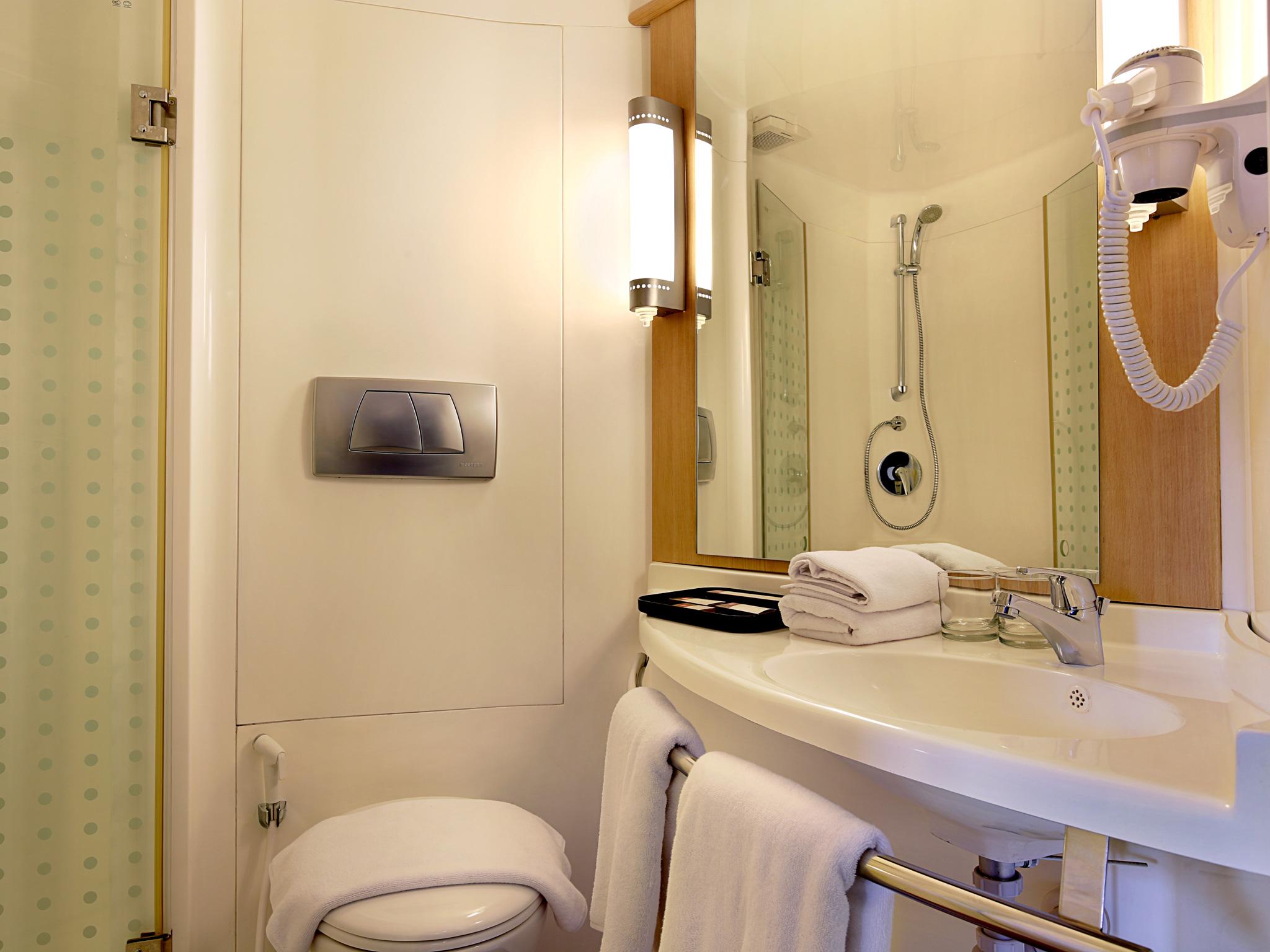 Ibis Bali Legian Street Hotel Ngoại thất bức ảnh
