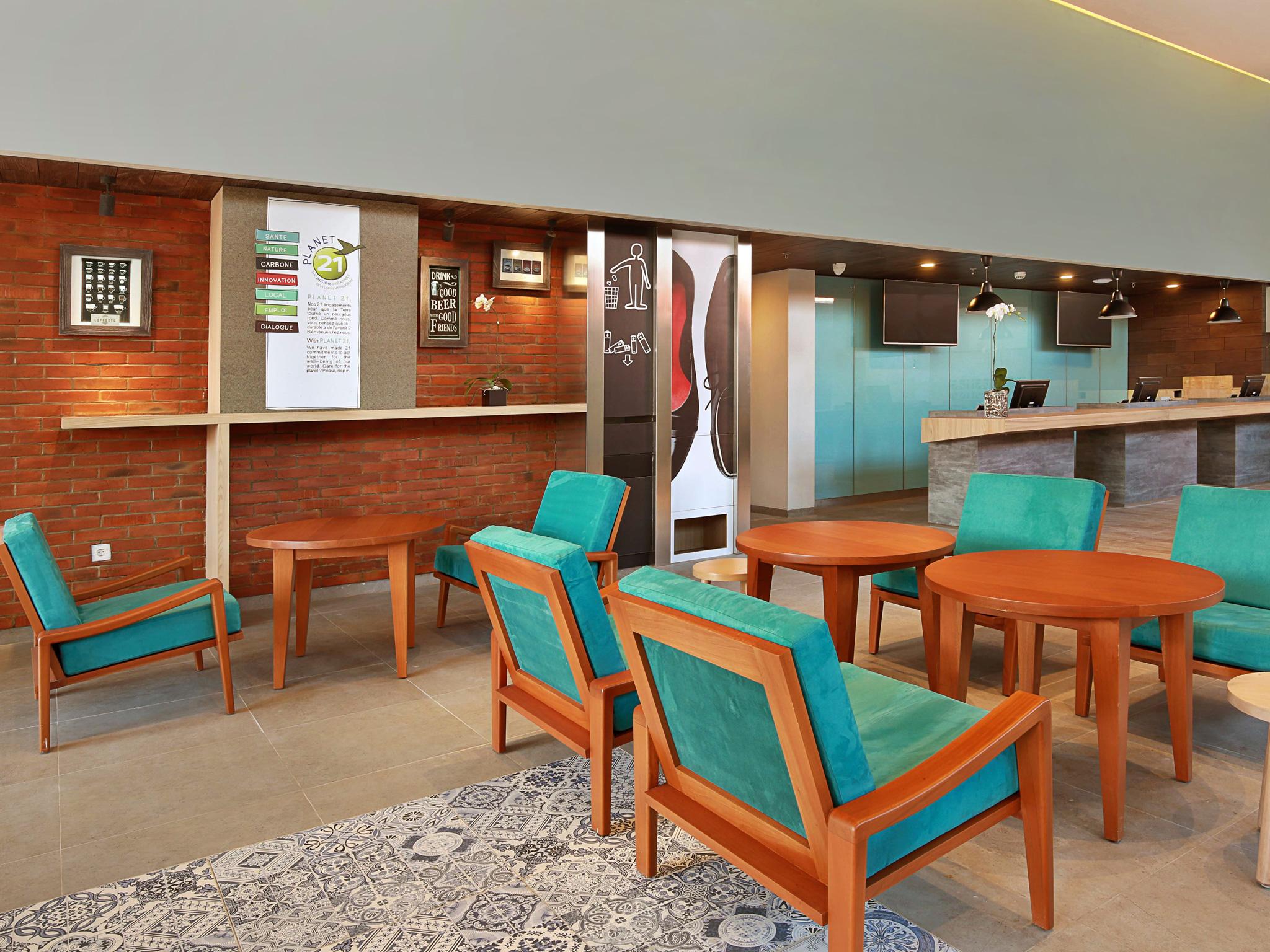 Ibis Bali Legian Street Hotel Ngoại thất bức ảnh